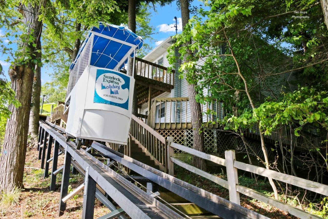 Holiday Hill Resort Saugatuck Esterno foto