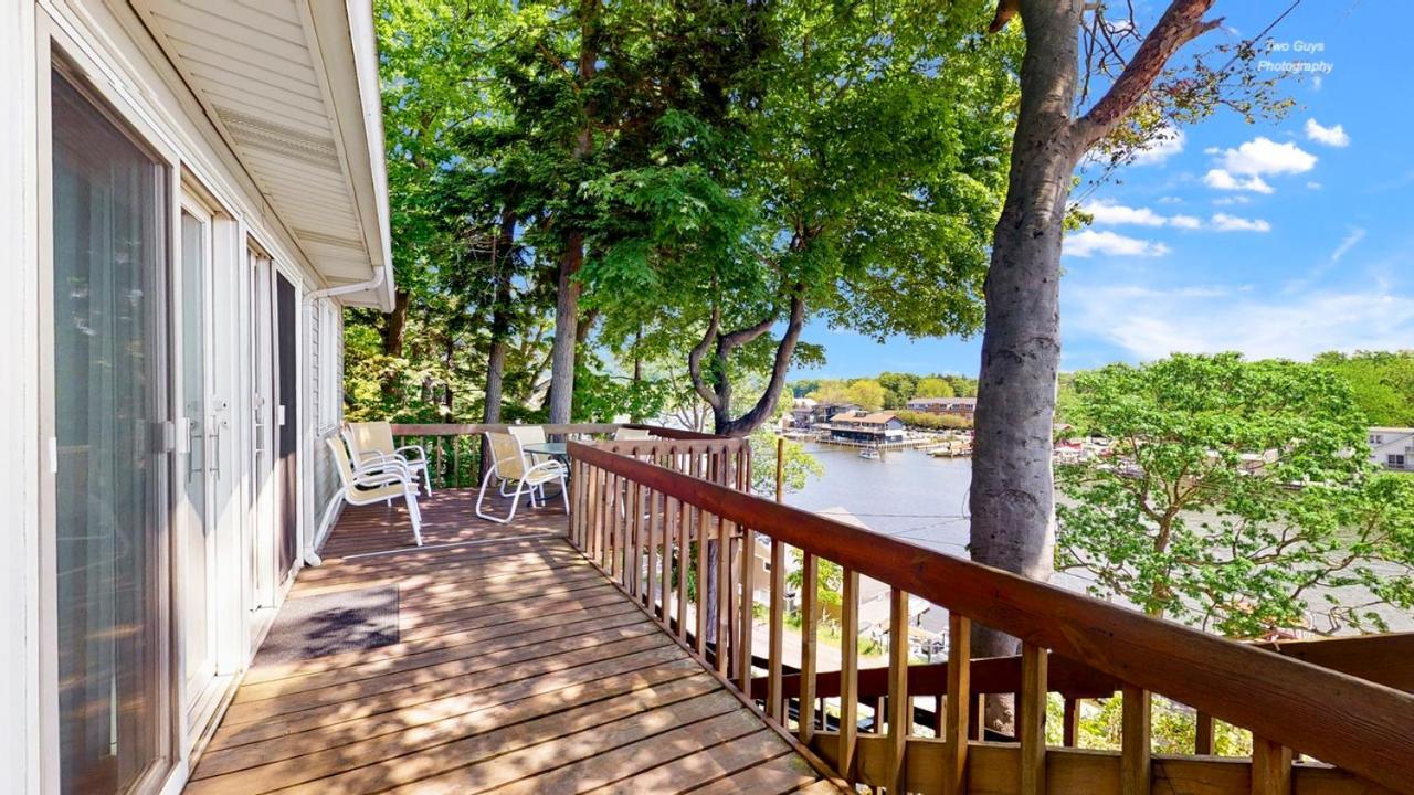 Holiday Hill Resort Saugatuck Esterno foto
