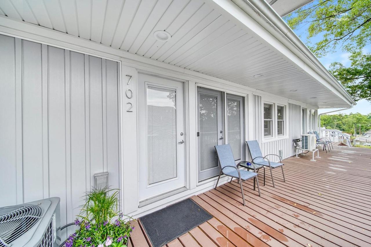 Holiday Hill Resort Saugatuck Esterno foto