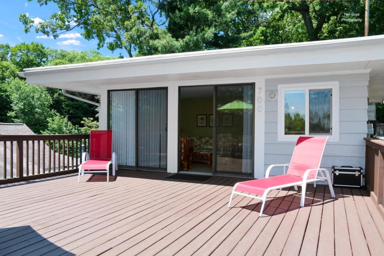 Holiday Hill Resort Saugatuck Esterno foto
